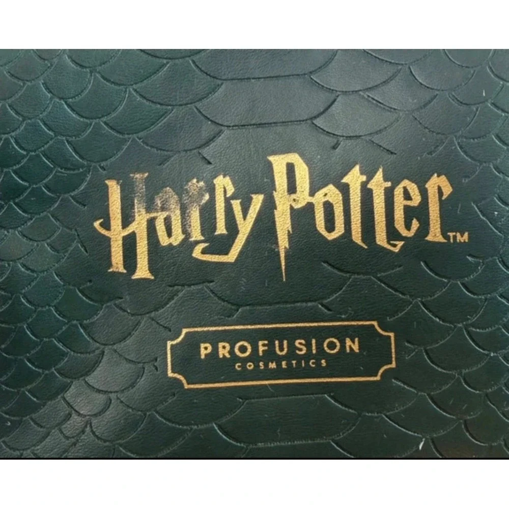 Flawed Gem! Harry Potter Profusion Nagini Snakeskin Emerald Makeup Bag Cosmetic